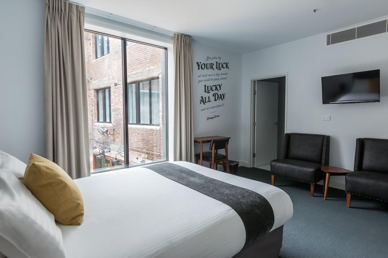 The Lucky Hotel Newcastle Ngoại thất bức ảnh